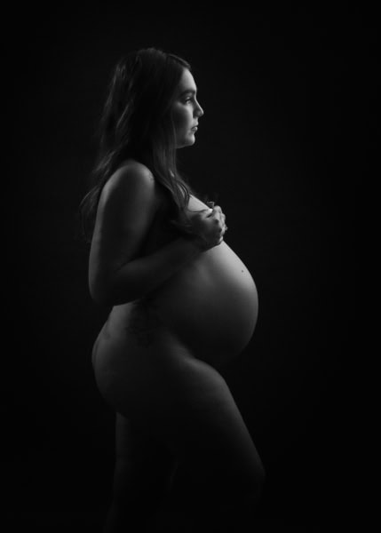 Pregnancy in the nude